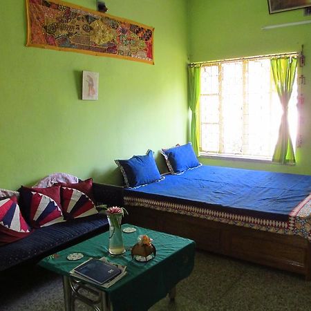 Pubali Homestay โบลปูร์ ภายนอก รูปภาพ