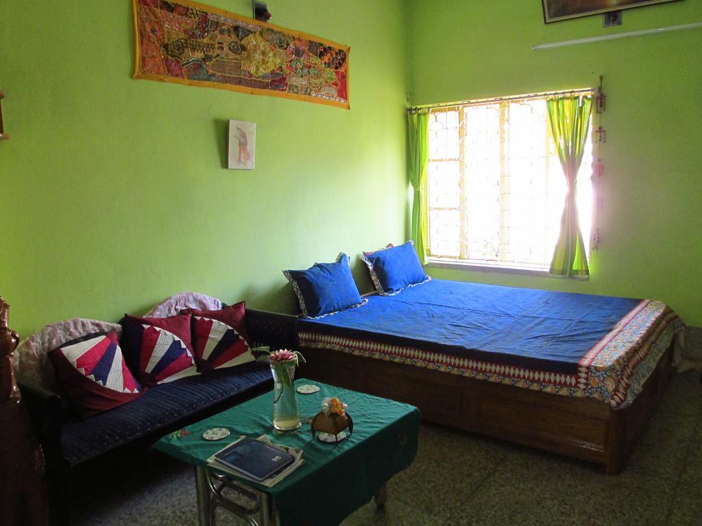 Pubali Homestay โบลปูร์ ภายนอก รูปภาพ